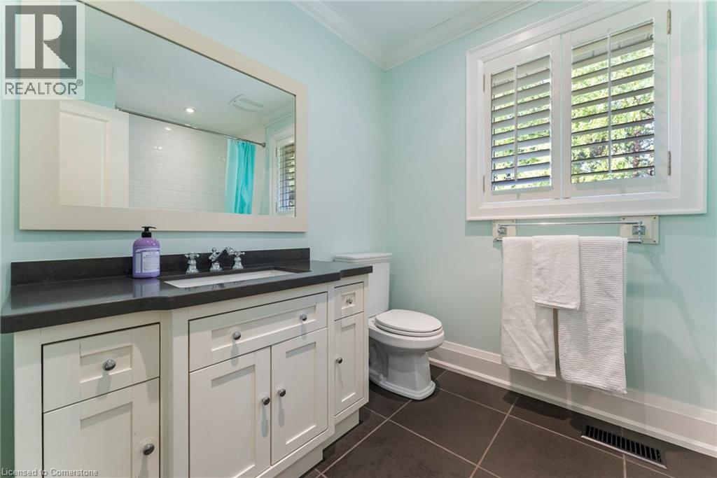 Photo 27 of 1511 Jasmine Crescent, Oakville ON