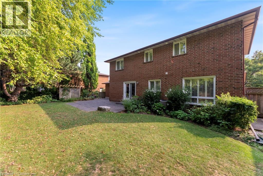 Photo 37 of 1511 Jasmine Crescent, Oakville ON
