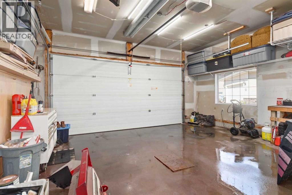 Photo 38 of 112 Potts Bay, Fort Mcmurray AB