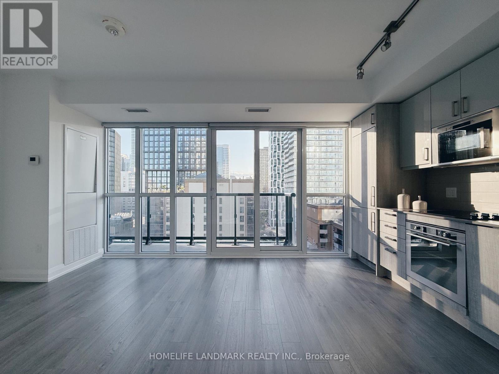 Photo 7 of 1705 77 Mutual Street, Toronto ON