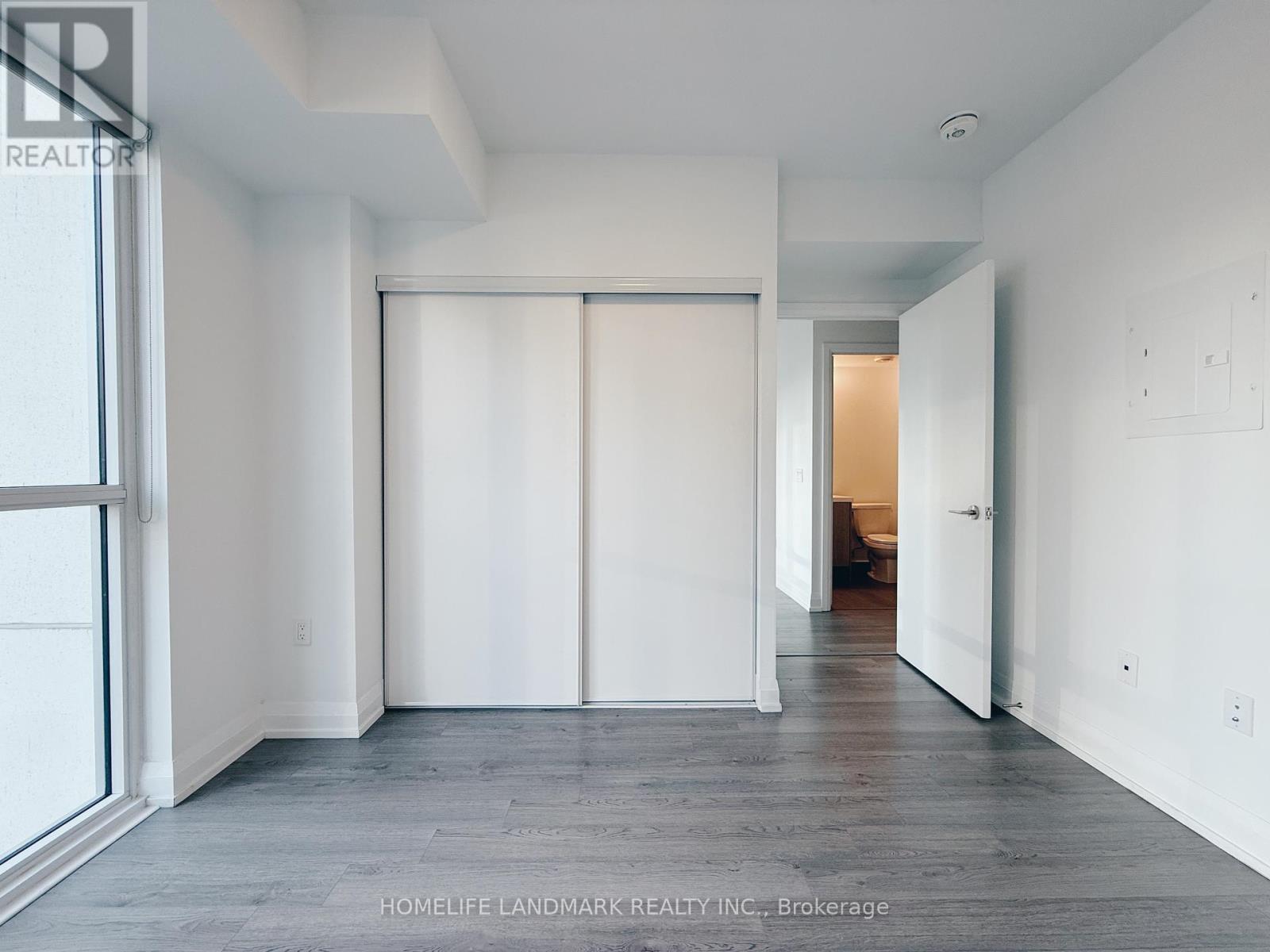 Photo 9 of 1705 77 Mutual Street, Toronto ON