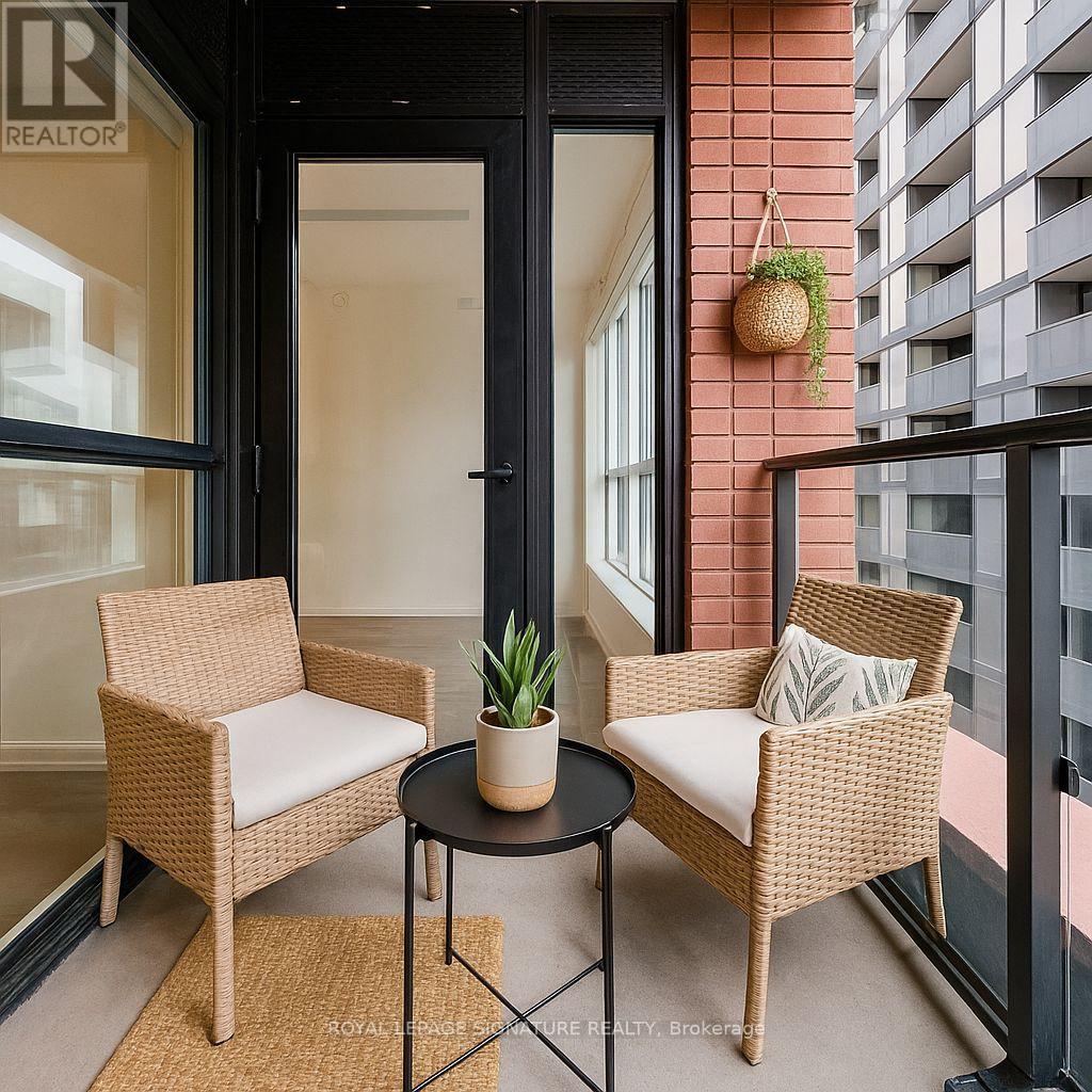 Photo 41 of 525 8 Tippett Road, Toronto ON