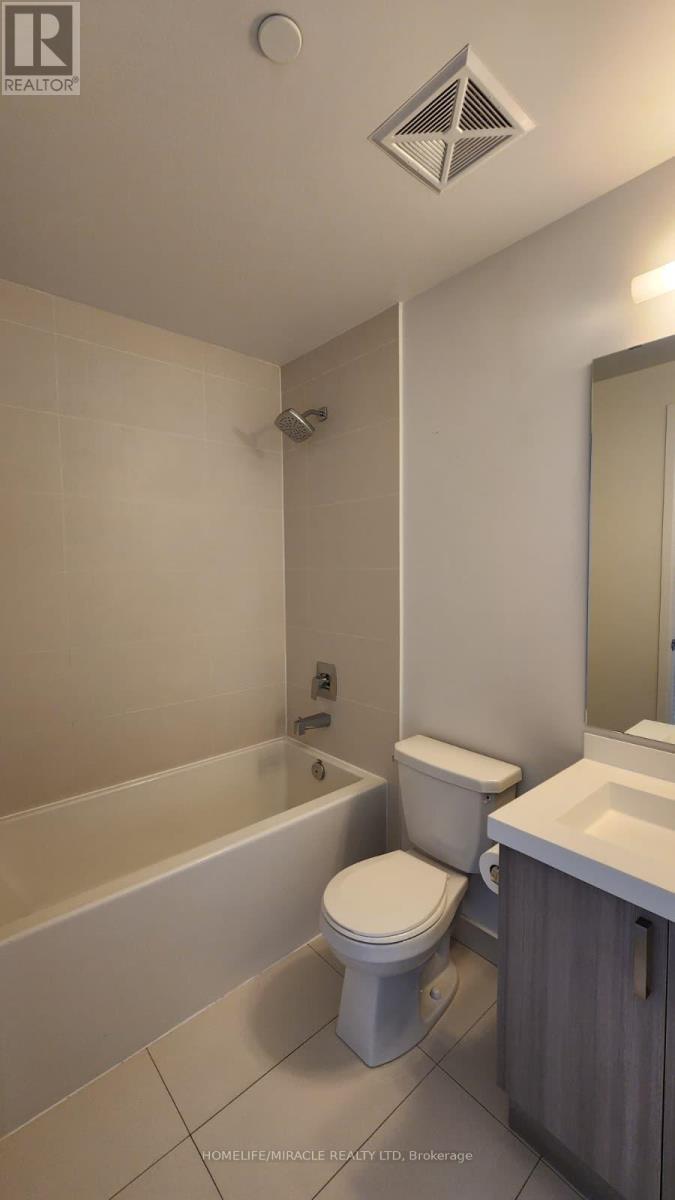 Photo 17 of 2004 7895 Jane Street, Vaughan ON