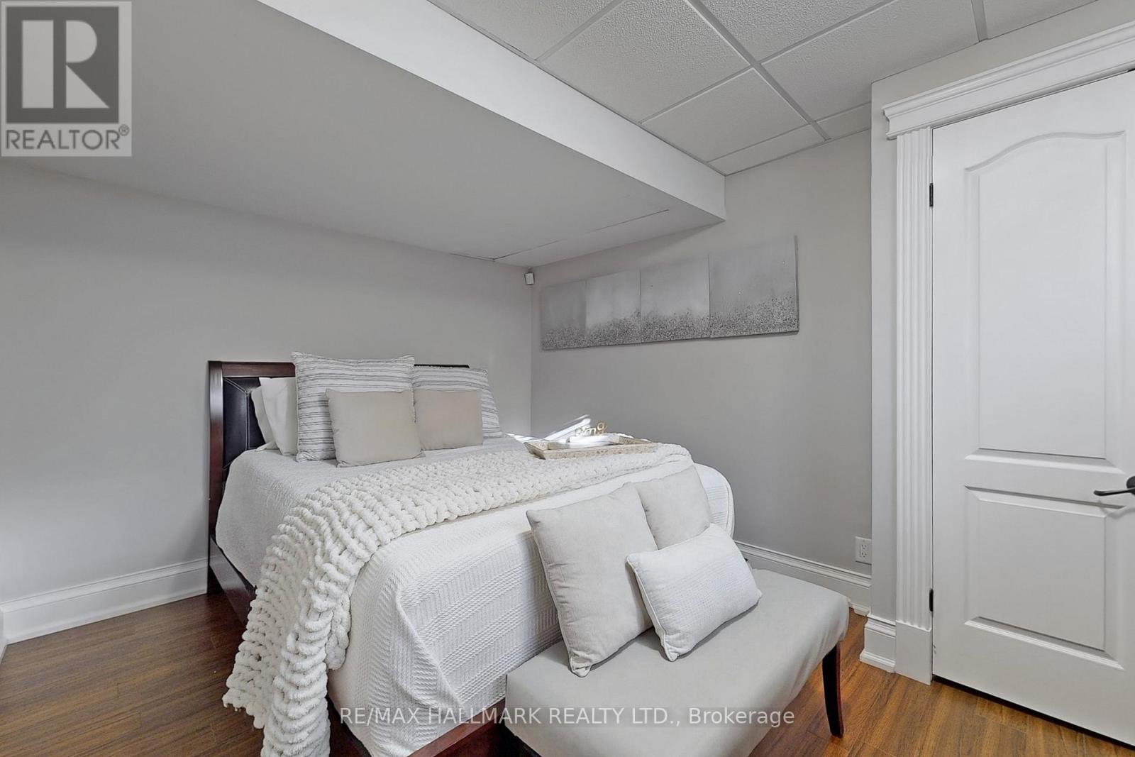 Photo 40 of 83 Hambly Avenue, King ON