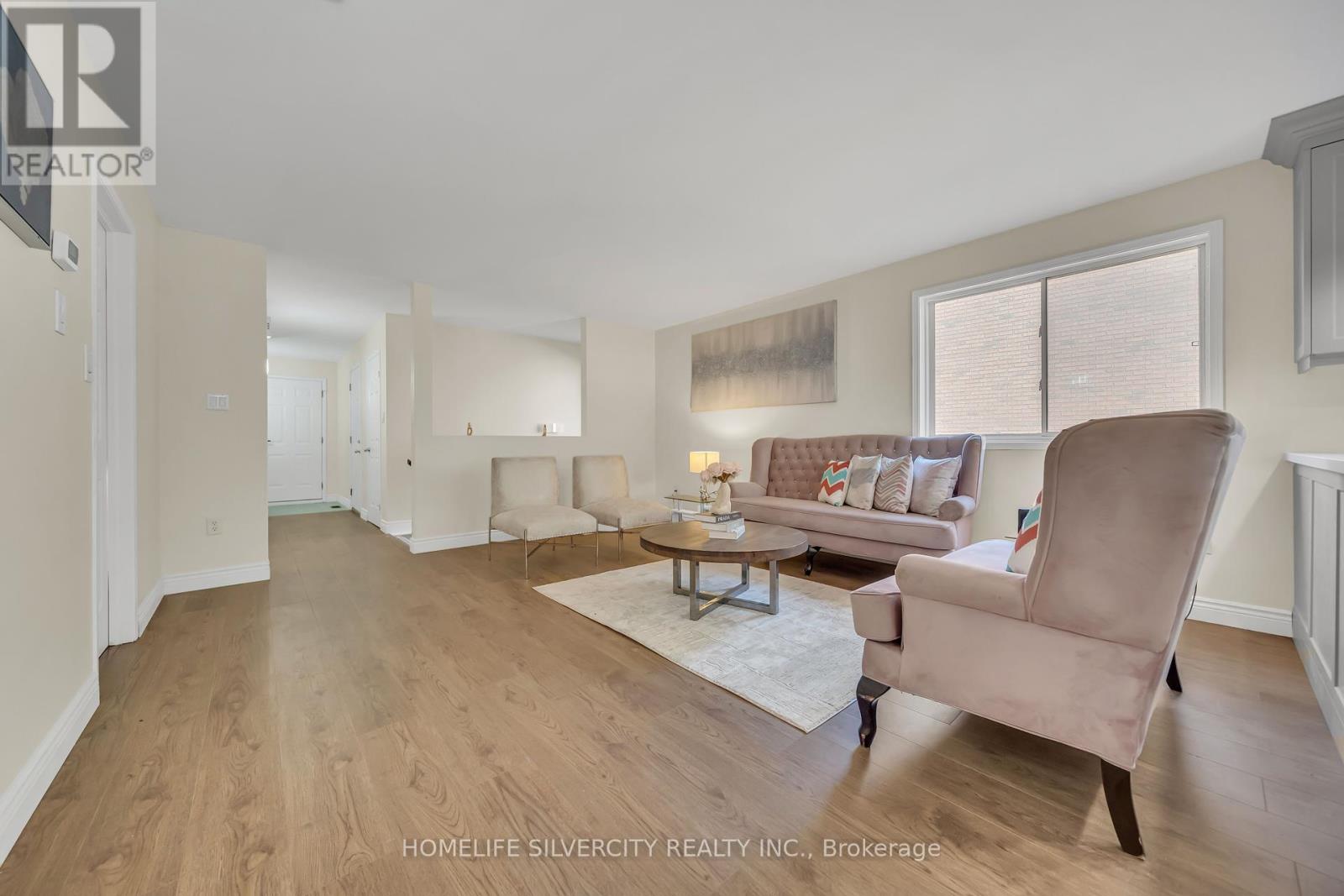 Photo 11 of 17 Sydenham Wells Road, Barrie ON