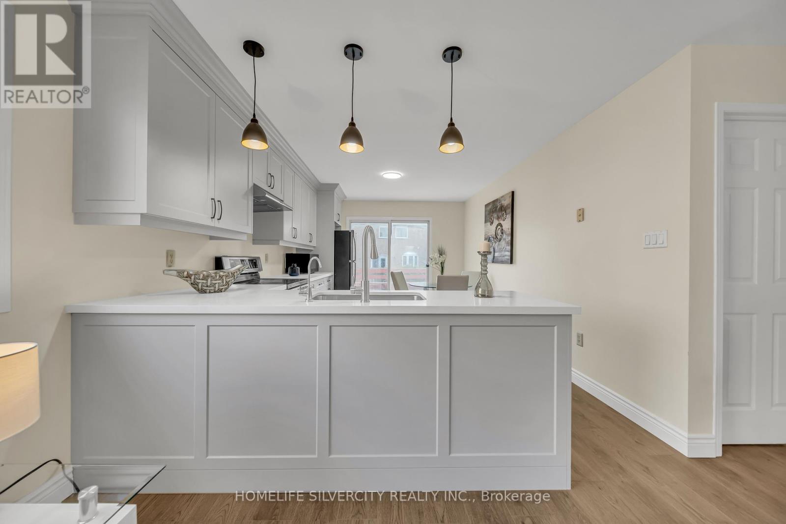 Photo 14 of 17 Sydenham Wells Road, Barrie ON