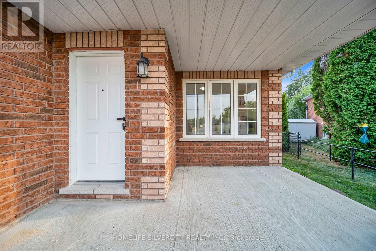 Photo 6 of 17 Sydenham Wells Road, Barrie ON