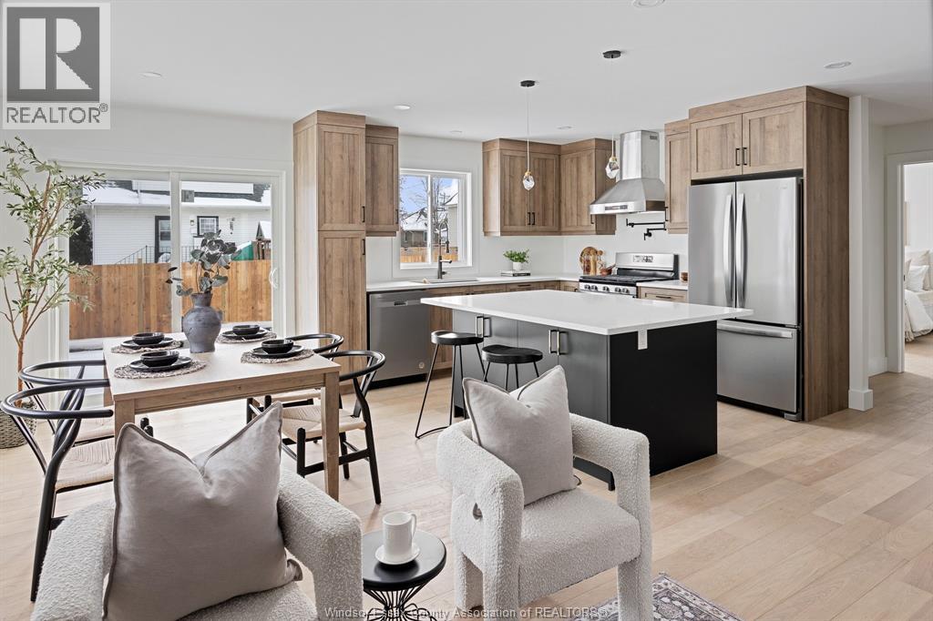 Photo 14 of 70 Medora Avenue East, Essex ON