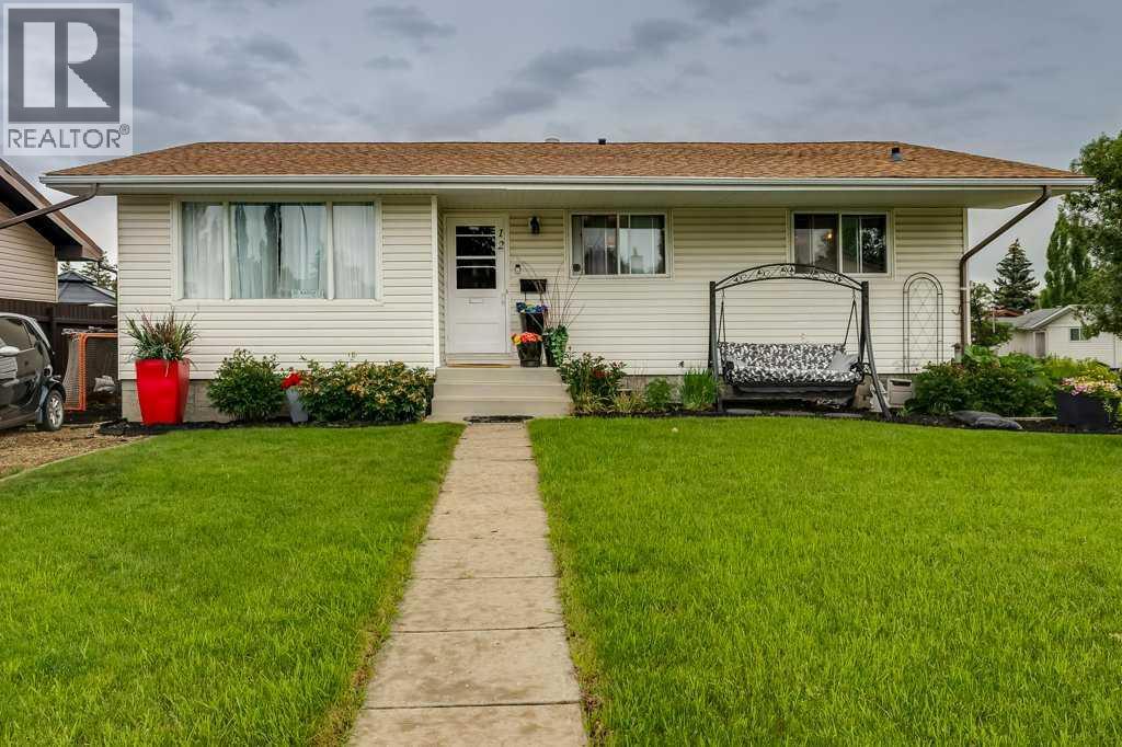 Photo 1 of 12 Mcphee Street, Red Deer AB