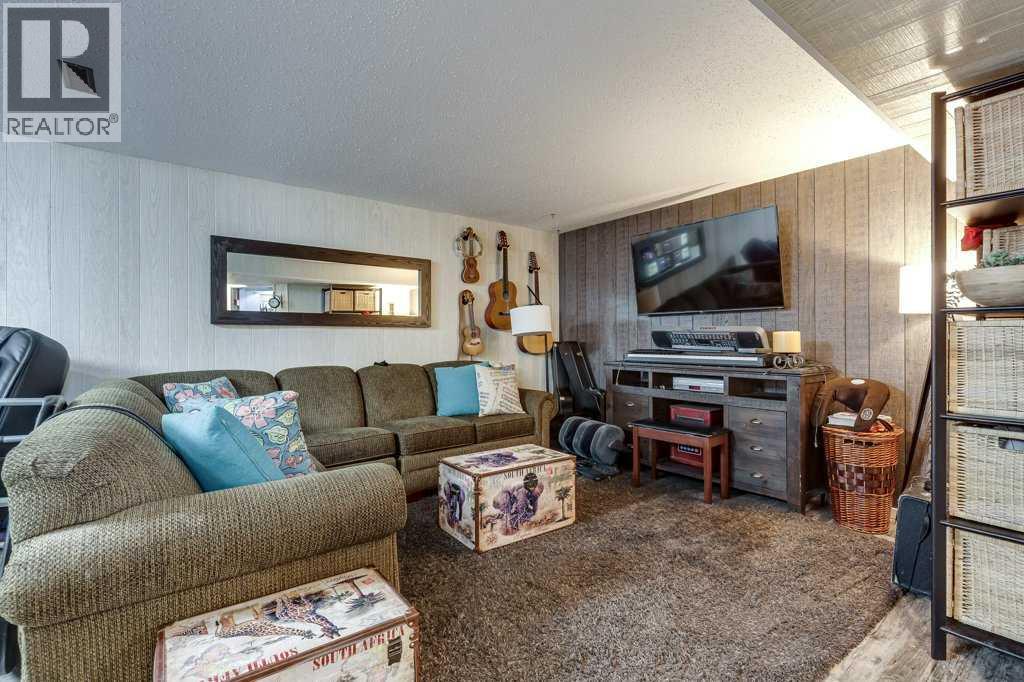 Photo 26 of 12 Mcphee Street, Red Deer AB