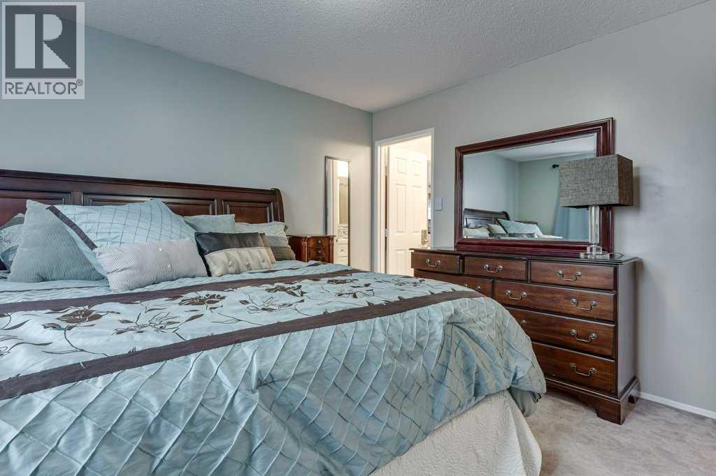 Photo 21 of 12 Mcphee Street, Red Deer AB