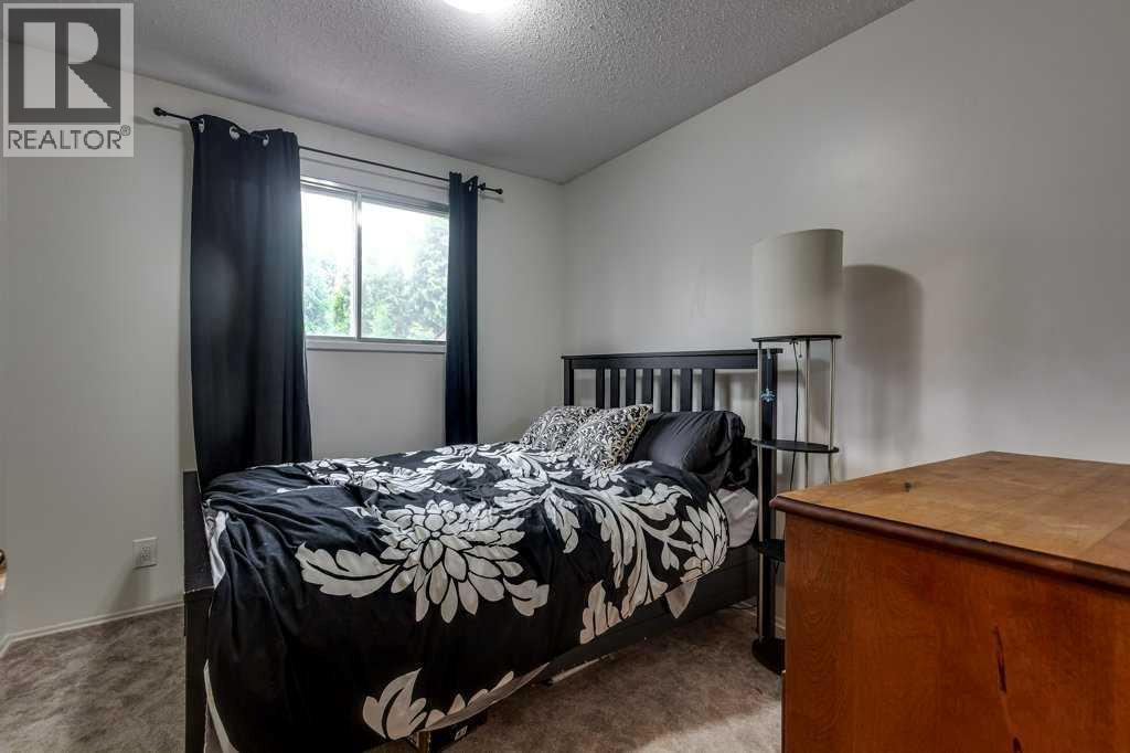 Photo 25 of 12 Mcphee Street, Red Deer AB