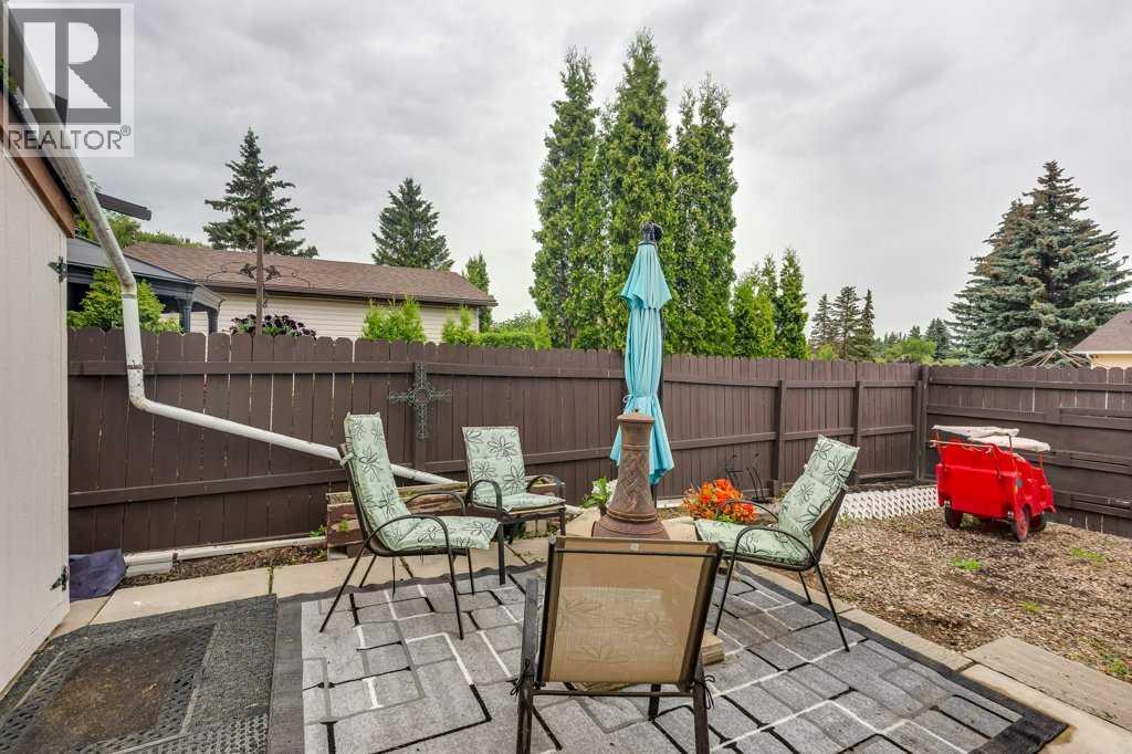 Photo 40 of 12 Mcphee Street, Red Deer AB