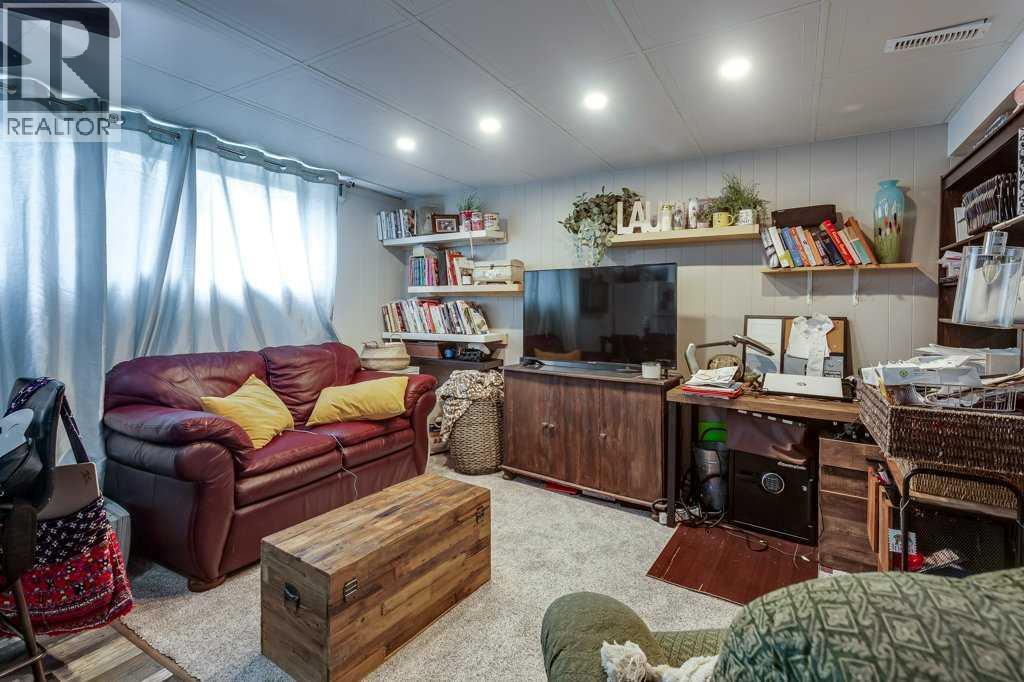 Photo 35 of 12 Mcphee Street, Red Deer AB