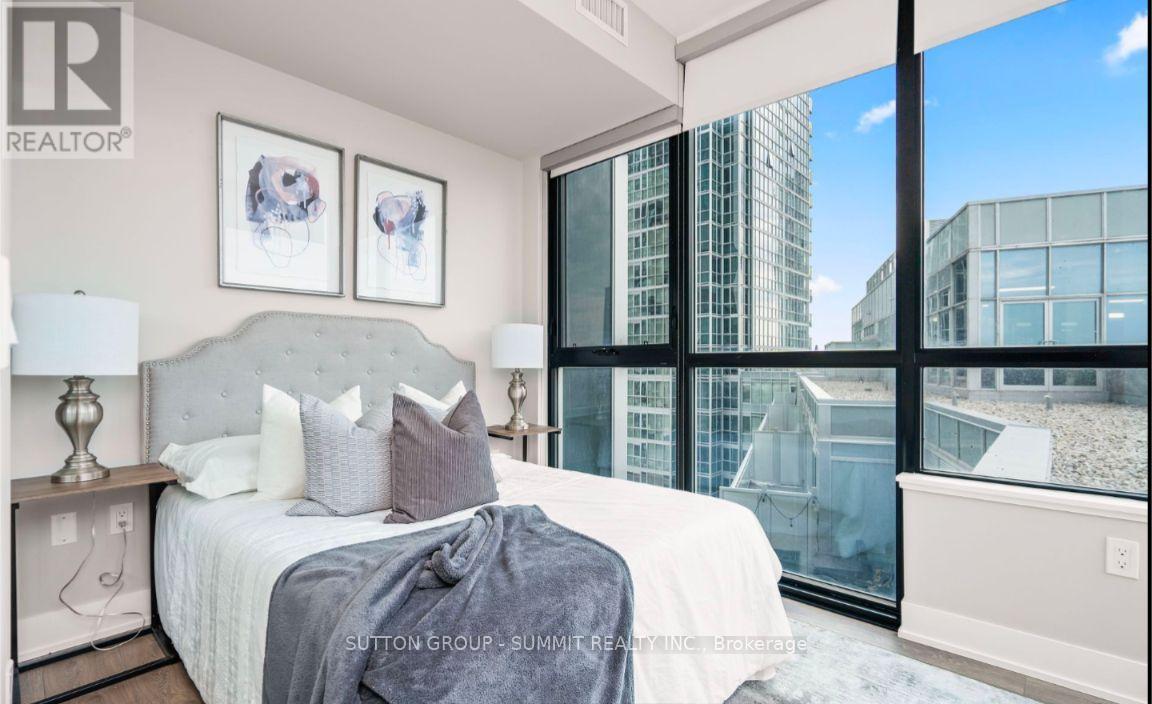 Photo 12 of 707 2908 Highway 7, Vaughan ON