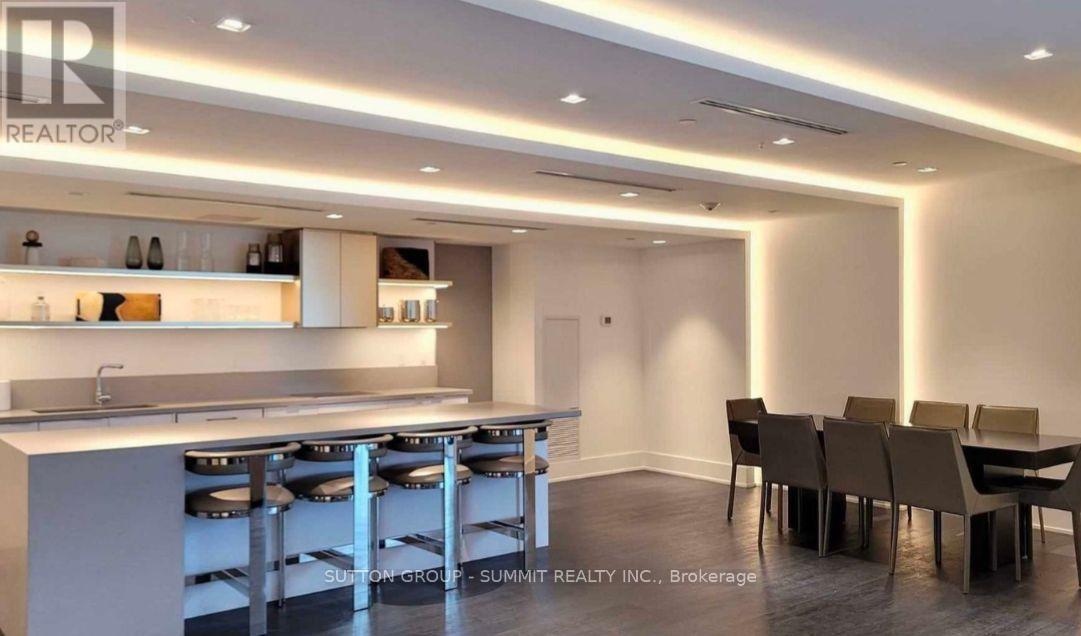 Photo 25 of 707 2908 Highway 7, Vaughan ON