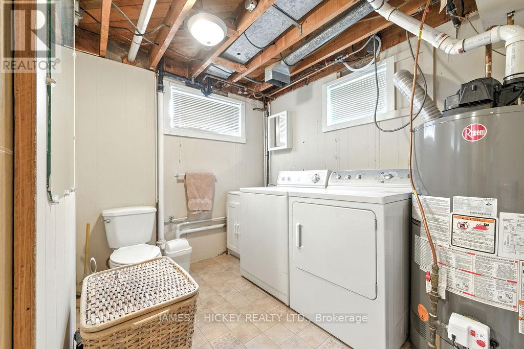25 LAURENTIAN STREET - 21