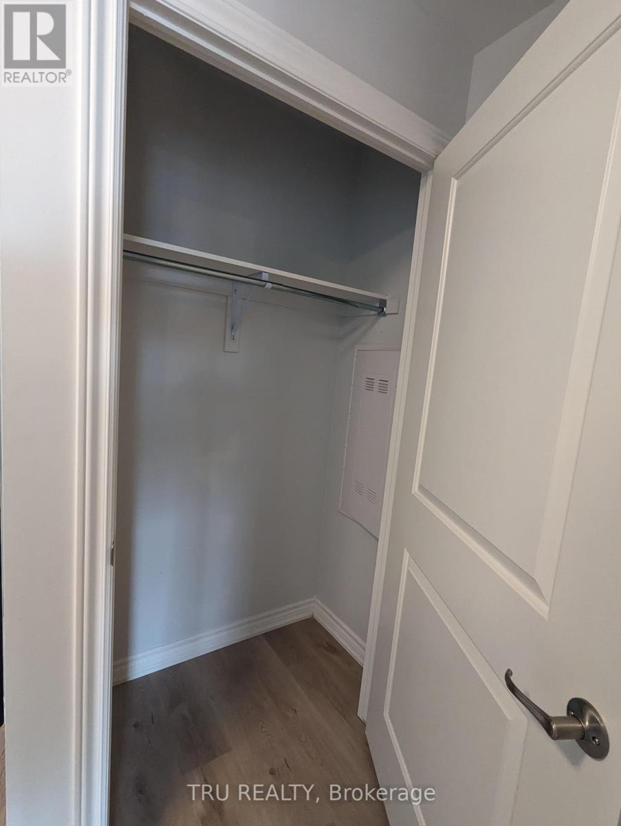 Photo 11 of 417 1350 Hemlock Road, Ottawa ON