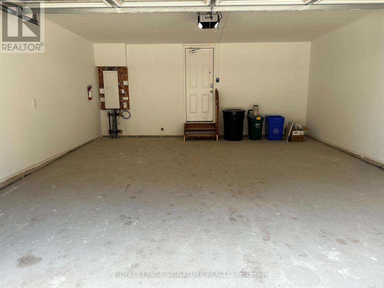 Photo 23 of 13 1259 Lily Crescent, Milton ON