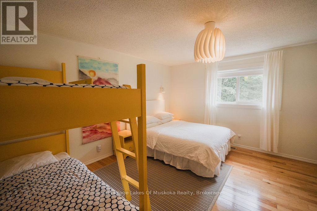 Photo 16 of 414 Jim Young Road, Machar ON