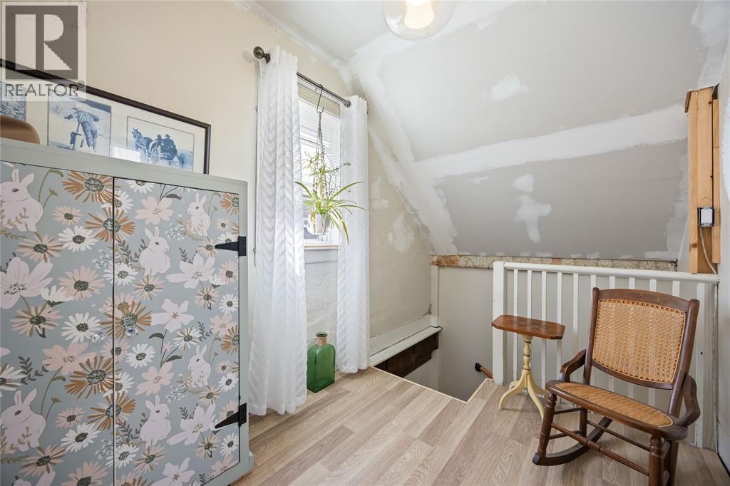 Photo 23 of 359 Maxwell Street, Sarnia ON