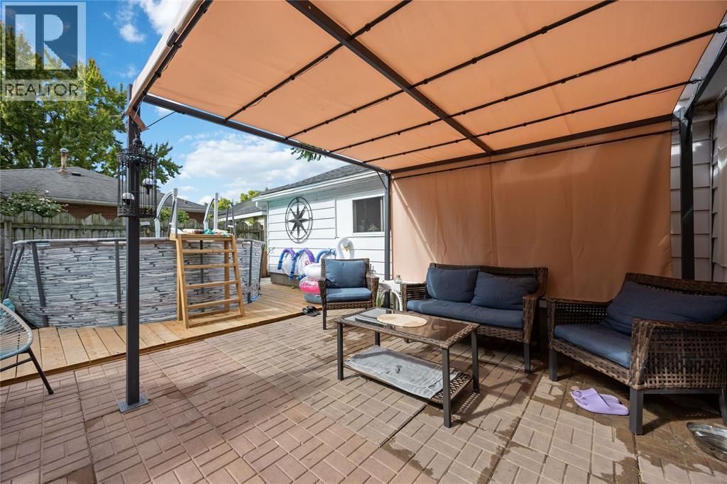 Photo 26 of 359 Maxwell Street, Sarnia ON