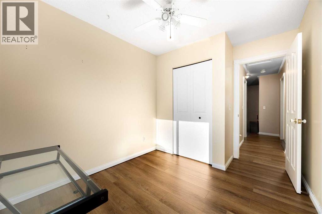 Photo 22 of 41 12 Templewood Drive Ne, Calgary AB