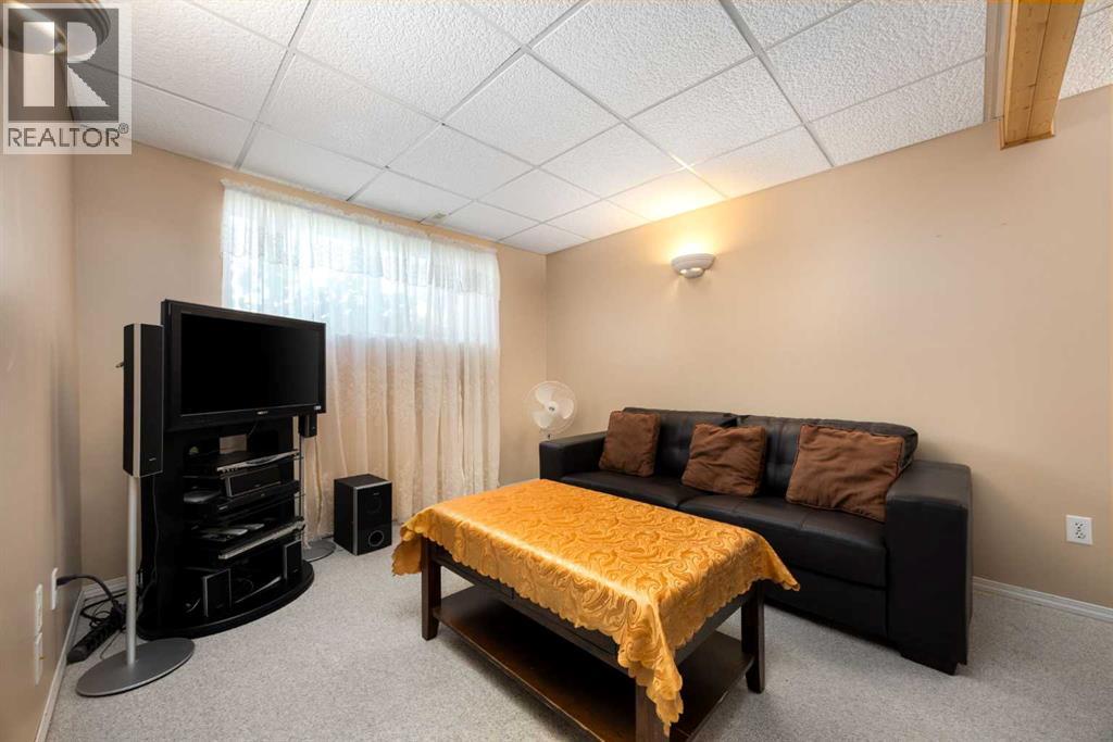 Photo 24 of 41 12 Templewood Drive Ne, Calgary AB
