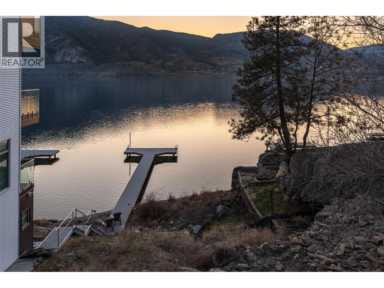 4037 LAKESIDE Road, Penticton