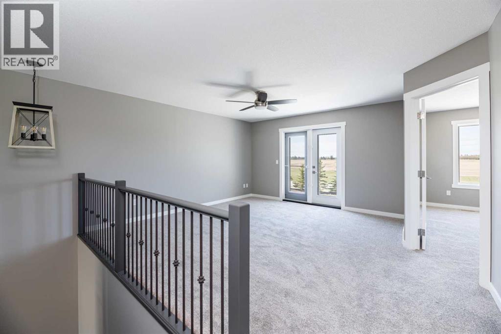 Single Family House for Sale in  Emmett Crescent Evergreen Red Deer 
