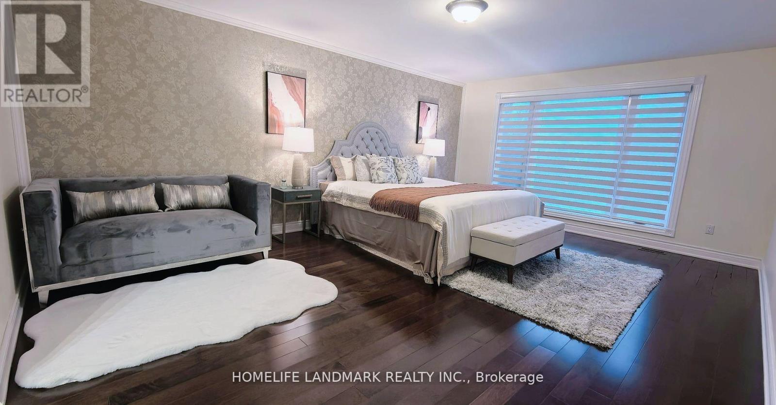 Photo 12 of 12 Clarinda Drive, Toronto ON