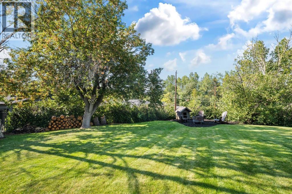 Photo 46 of 50 Glenfield Road Sw, Calgary AB