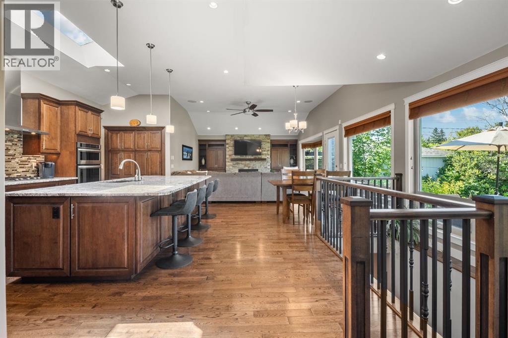 Photo 6 of 50 Glenfield Road Sw, Calgary AB