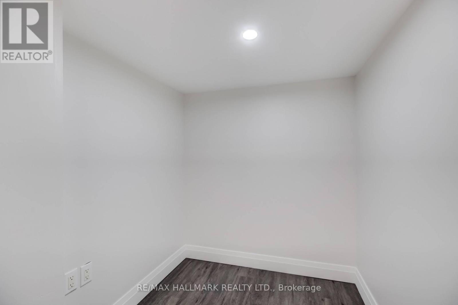 Photo 11 of Bsmt 901 Brimorton Drive, Toronto ON
