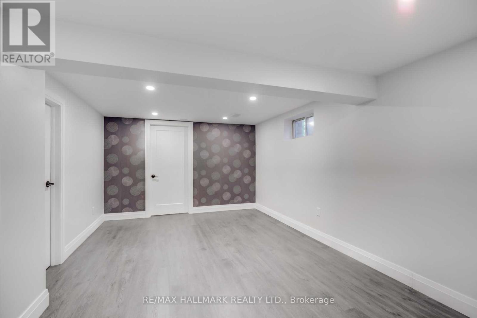 Photo 4 of Bsmt 901 Brimorton Drive, Toronto ON