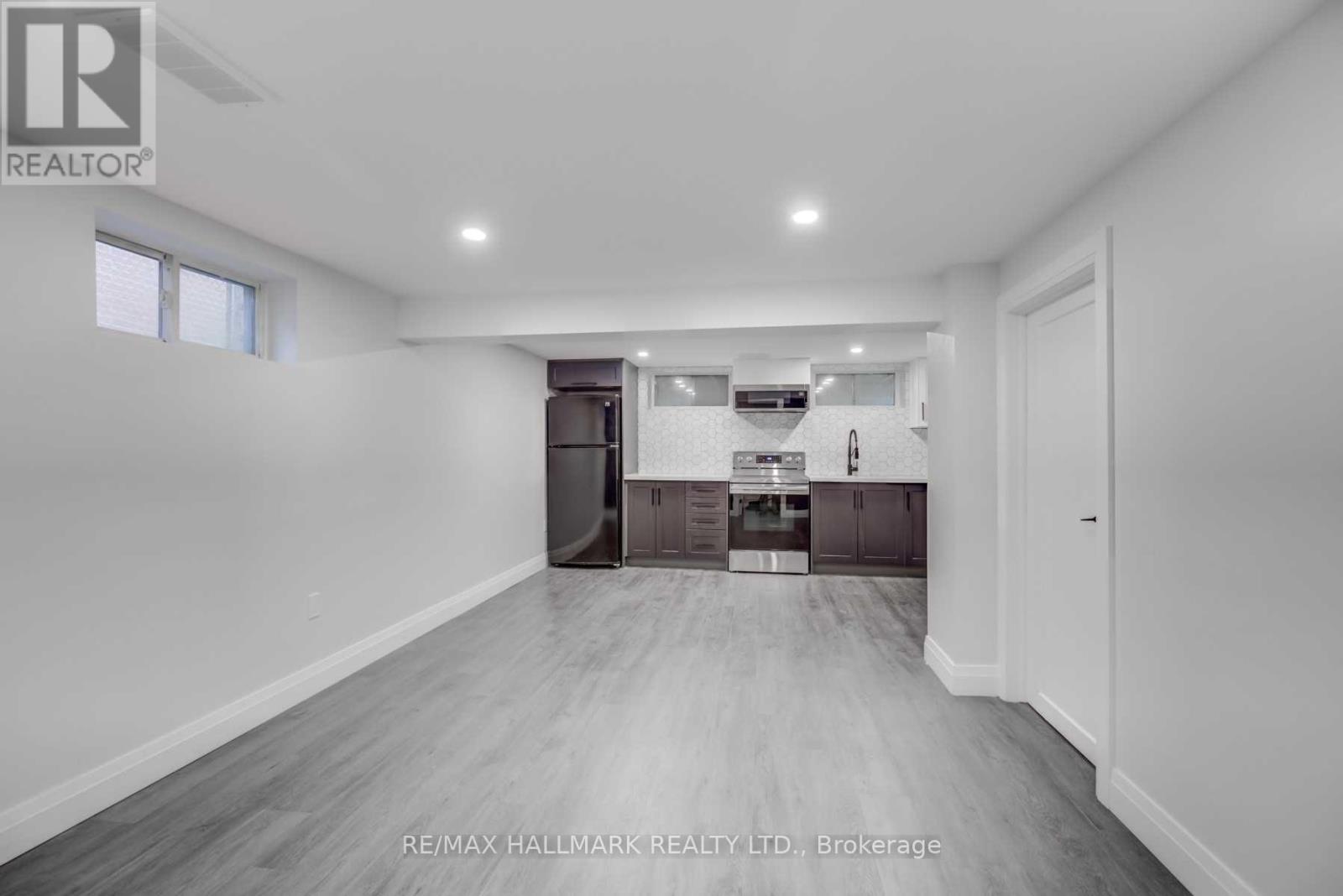 Photo 6 of Bsmt 901 Brimorton Drive, Toronto ON