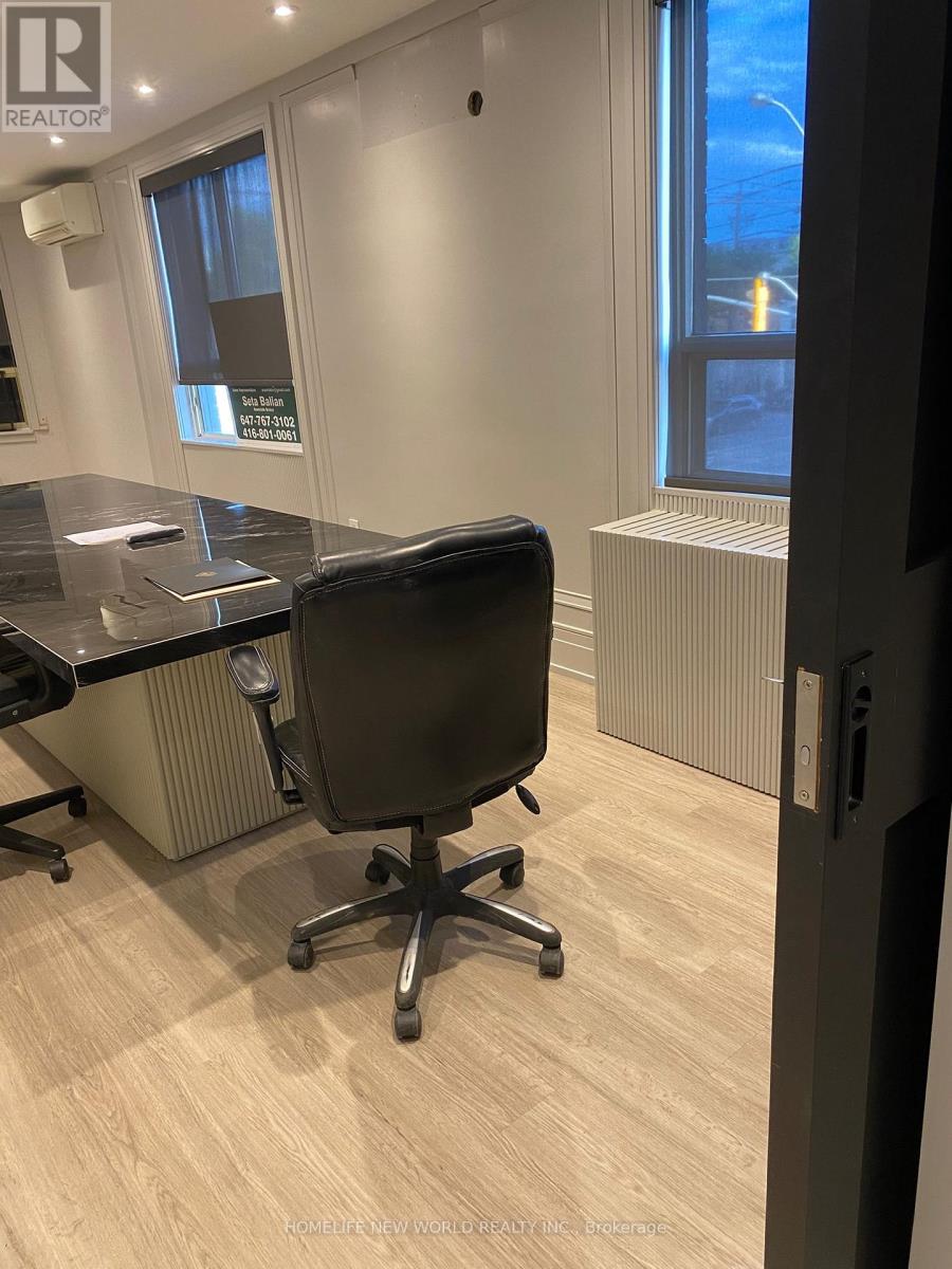 Photo 6 of Unit 2 1706 Avenue Road, Toronto ON
