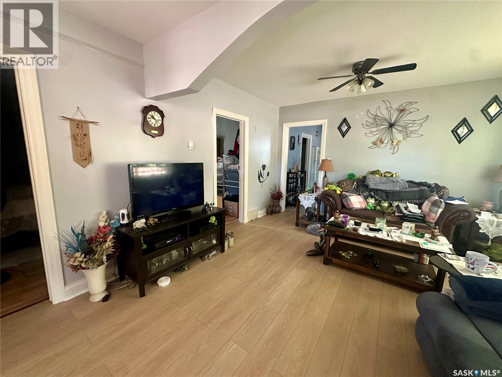 346 Cotter STREET — photo 10