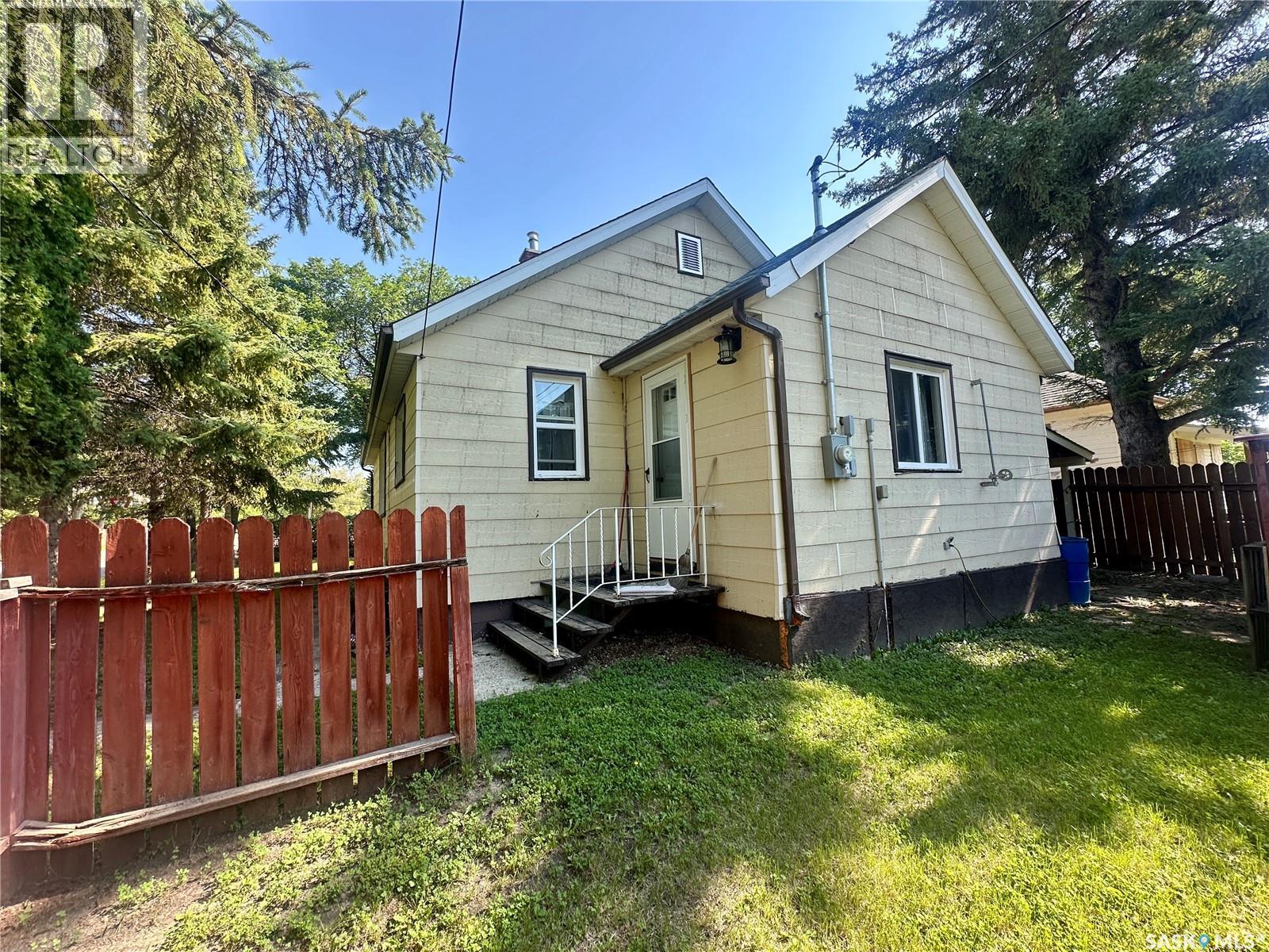346 Cotter STREET — photo 20