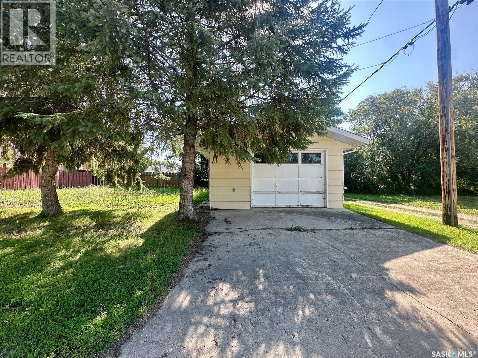 346 Cotter STREET — photo 26