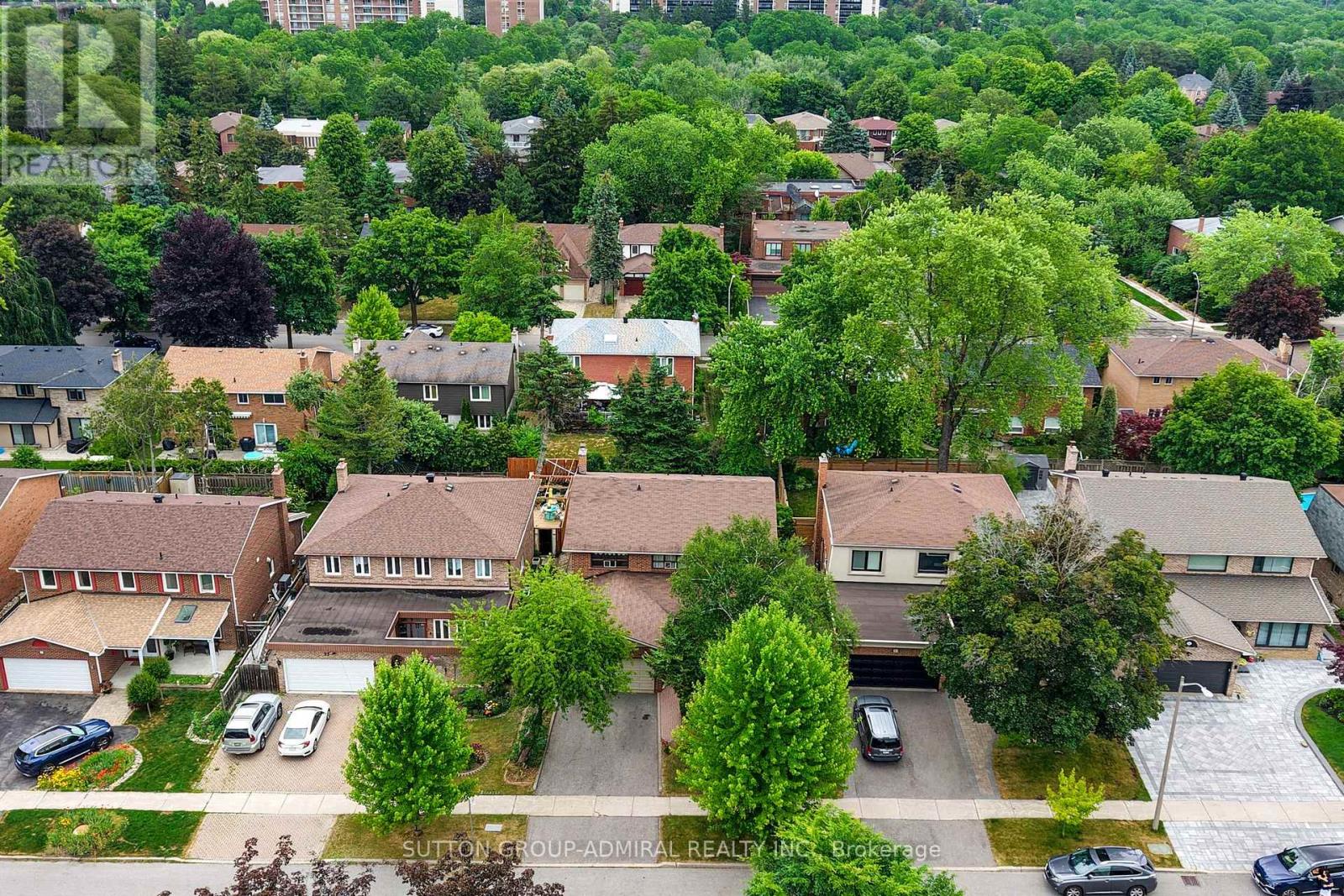 Photo 49 of 35 Nevada Avenue, Toronto ON