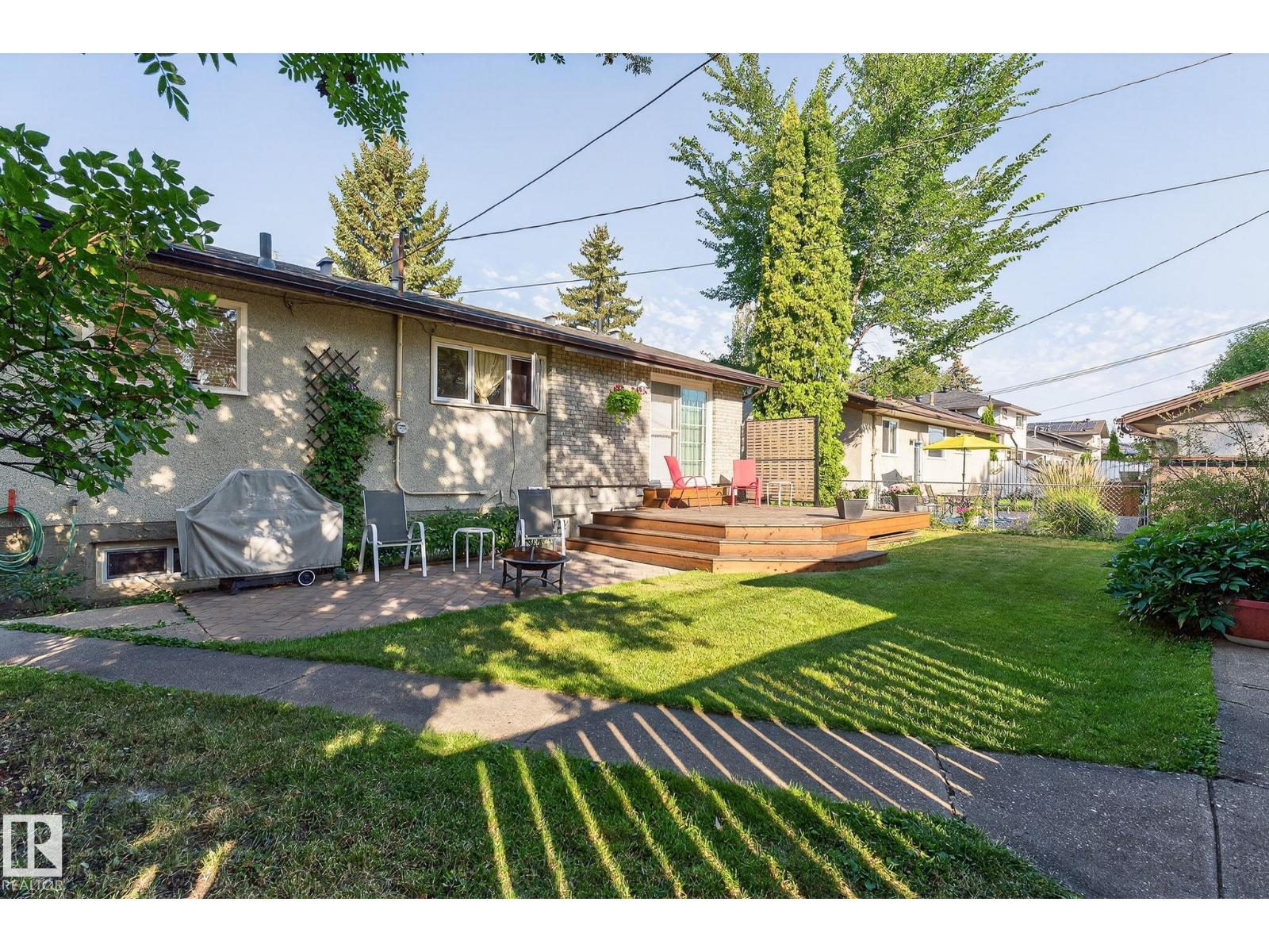 Photo 35 of 9319 74 St Nw, Edmonton AB