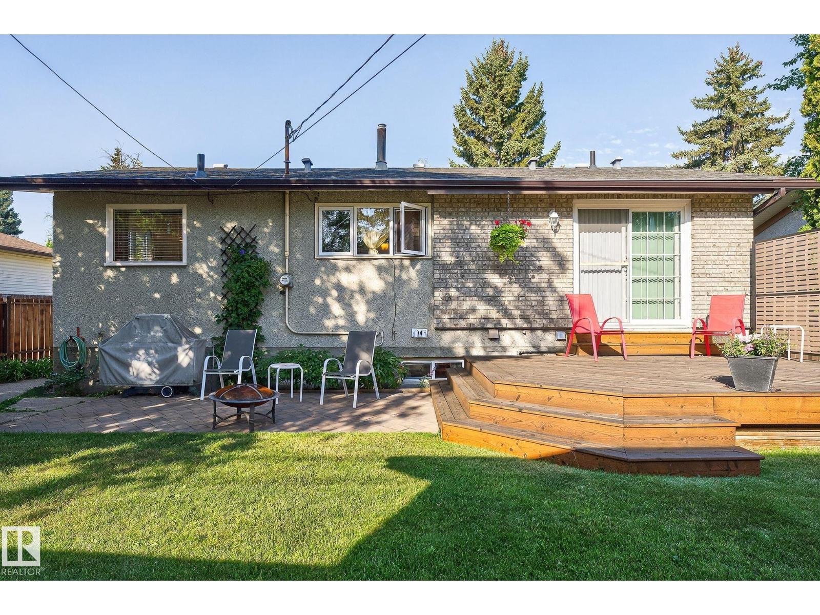 Photo 36 of 9319 74 St Nw, Edmonton AB