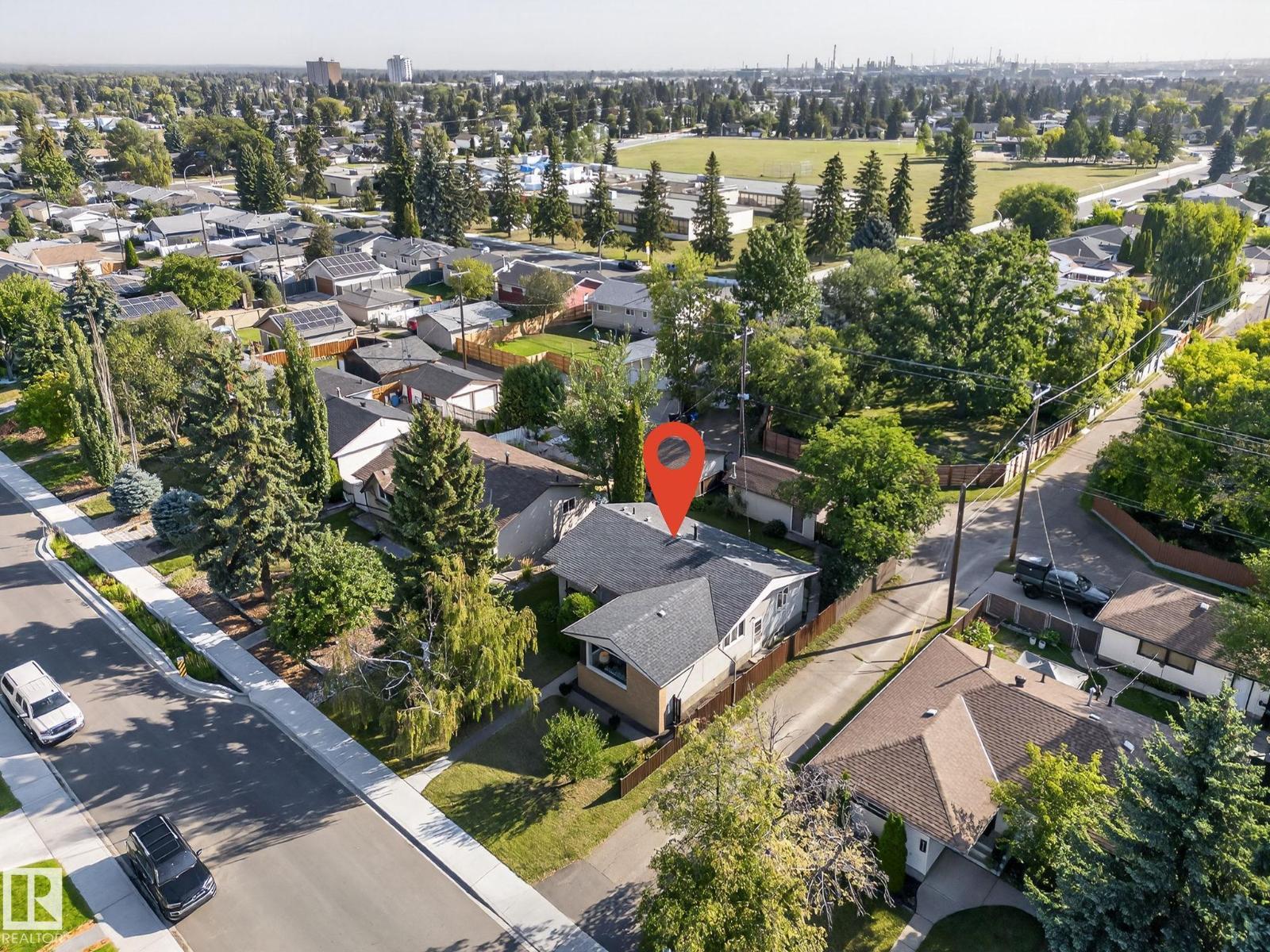 Photo 42 of 9319 74 St Nw, Edmonton AB