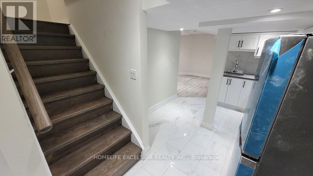 Photo 10 of Basement 6 Fitzroy Avenue, Markham ON