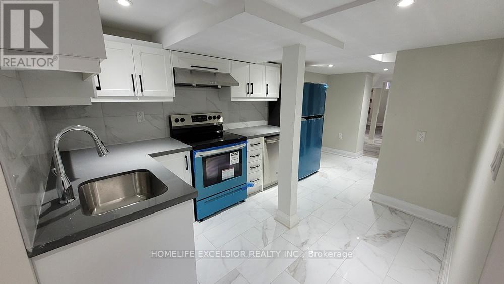 Photo 8 of Basement 6 Fitzroy Avenue, Markham ON