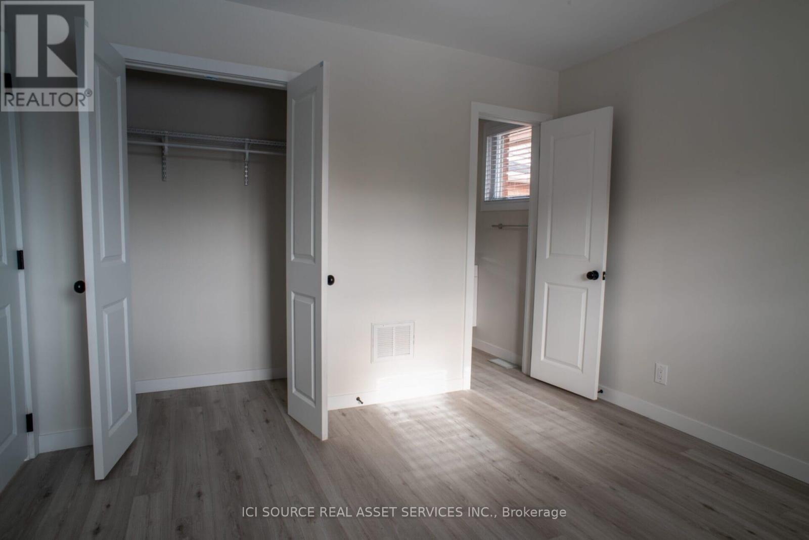 Photo 5 of A 200 John Street W, Bradford West Gwillimbury ON