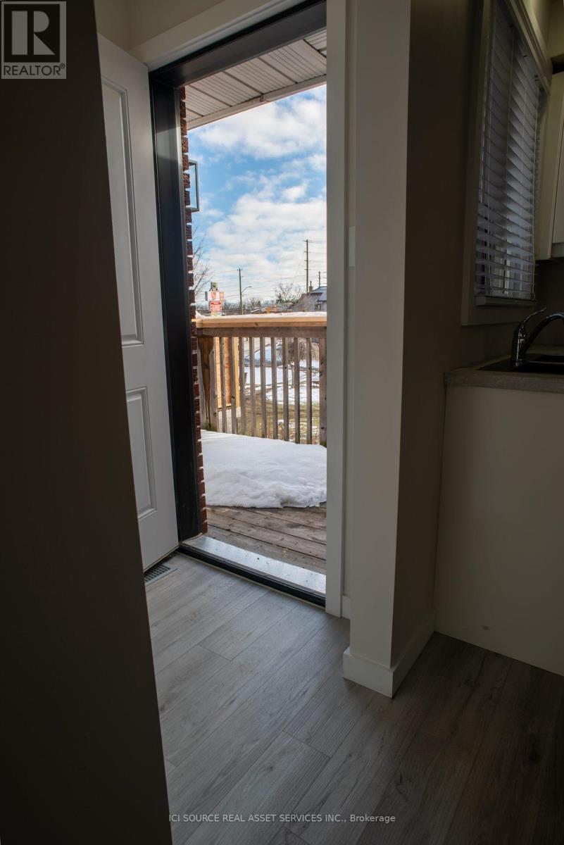 Photo 9 of A 200 John Street W, Bradford West Gwillimbury ON