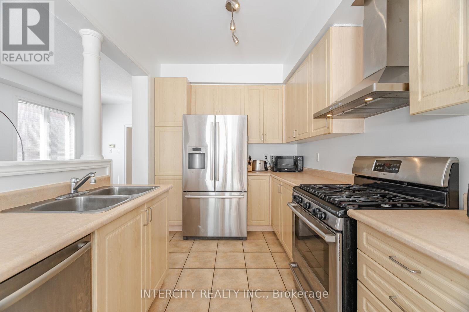 Photo 14 of 167 Terra Road, Vaughan ON