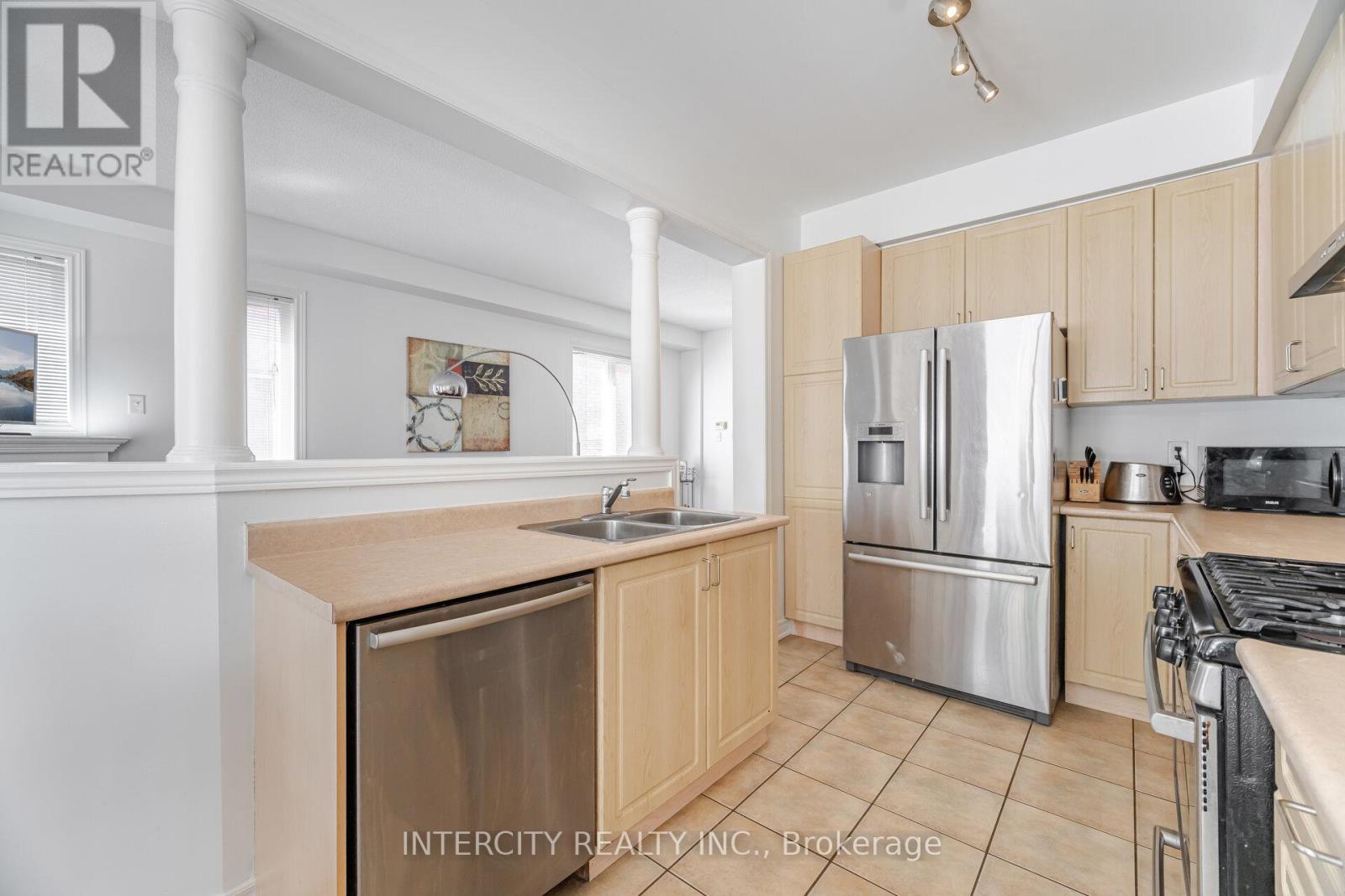 Photo 15 of 167 Terra Road, Vaughan ON